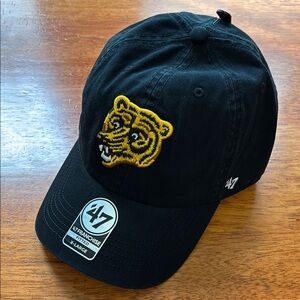 NWT ‘47 Franchise Boston Bruins hat - vintage logo